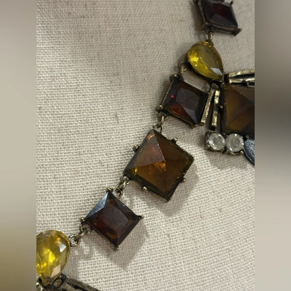 Vintage Sohi Denise gold costume statement necklace with yellow and brown stones - Picture 11 of 14